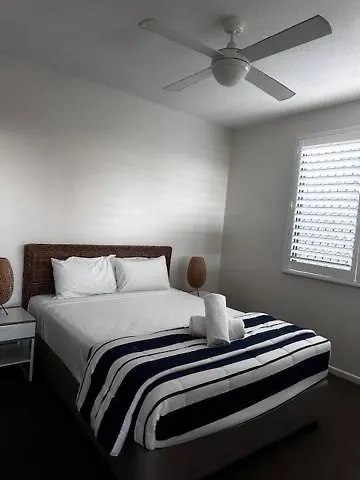 Aparthotel Kings Row Apartments Caloundra