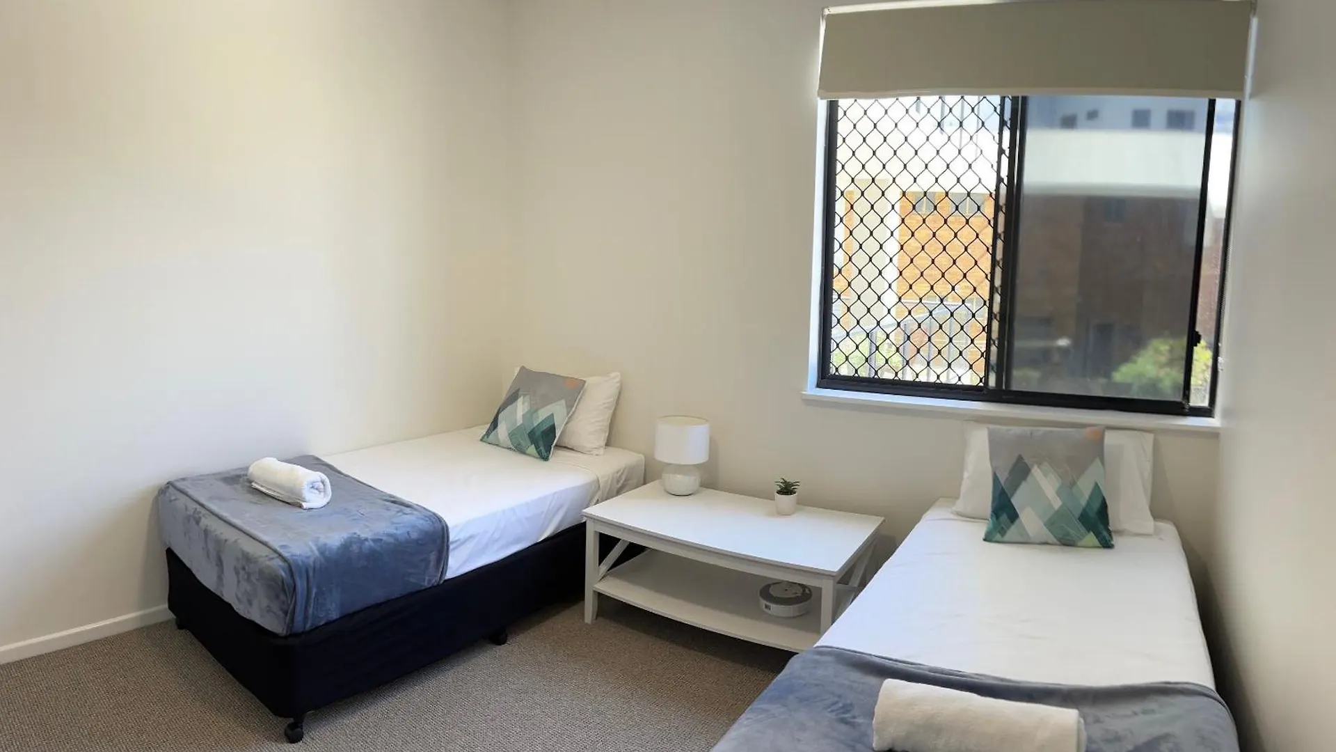 Aparthotel Kings Row Apartments Caloundra